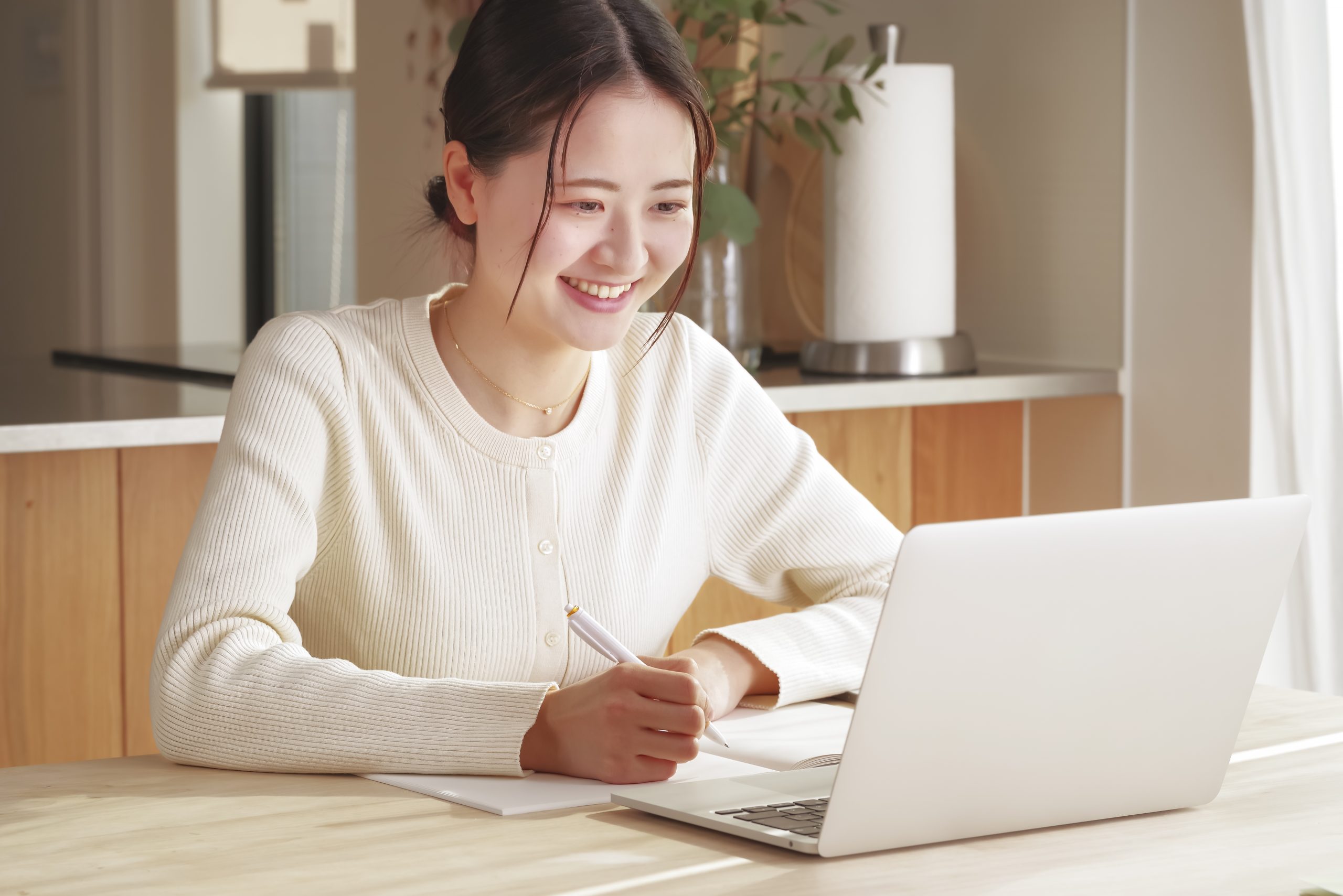 内定者インターンを始めて４か月。仕事内容と学びを紹介します。